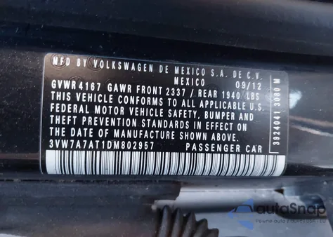 2013 Volkswagen Beetle Turbo z USA, uszkodzony, nr VIN 3VW7A7AT1DM802957